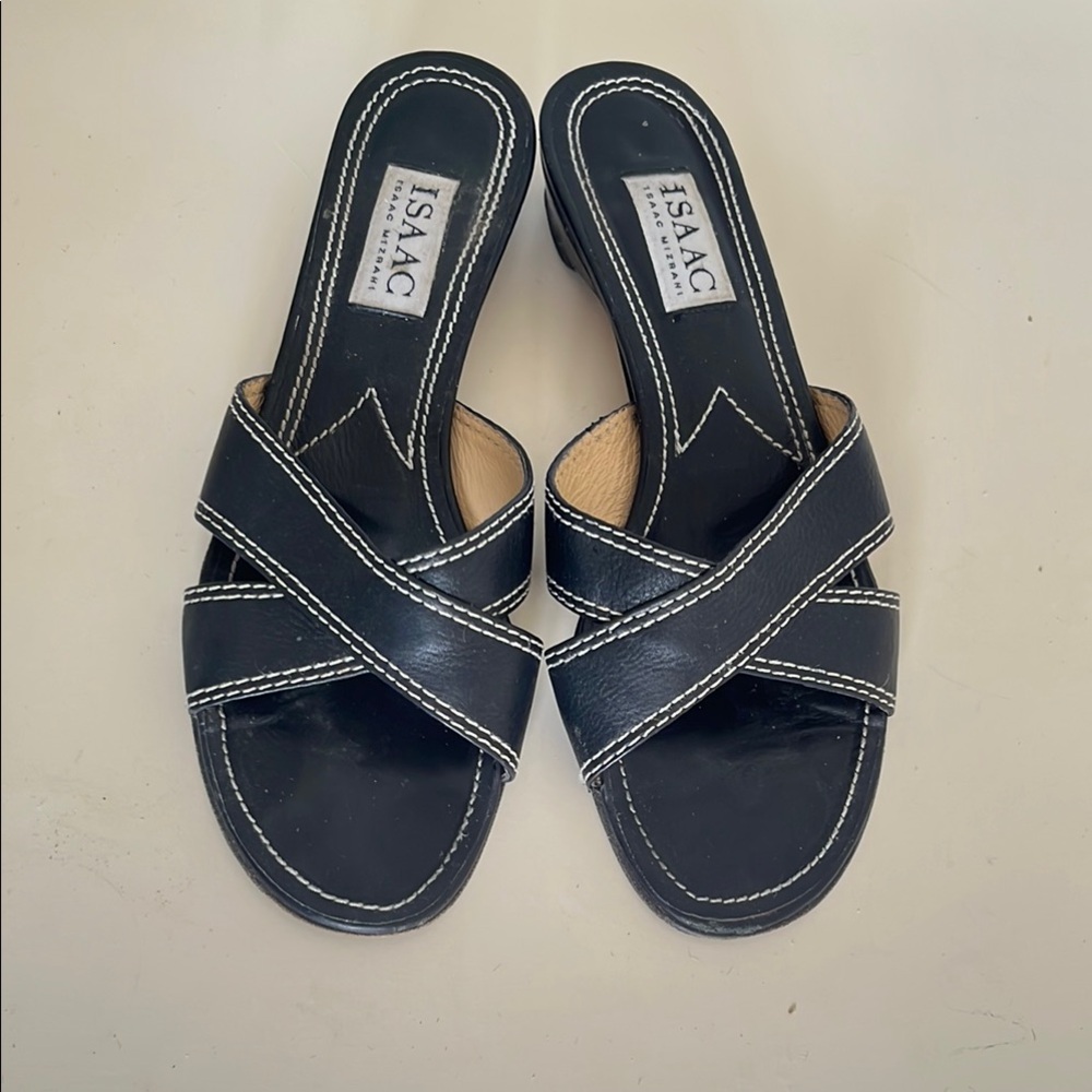 Isaac Mizrahi Black Leather Women's Slide Crisscross Sandals, Size 8